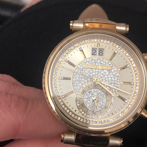 🌟🌟🍒 Mk watch - Picture 7 of 7